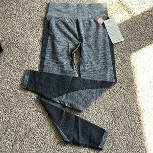 NWT Pink seamless workout tight